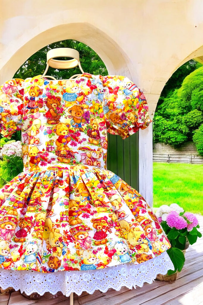 Puff Sleeve Anglaise
‘Teddy Bear’s Picnic’
OOAK ~ Sz 3