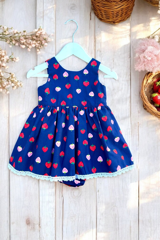 Romper Dress
Strawberry Lane in Navy