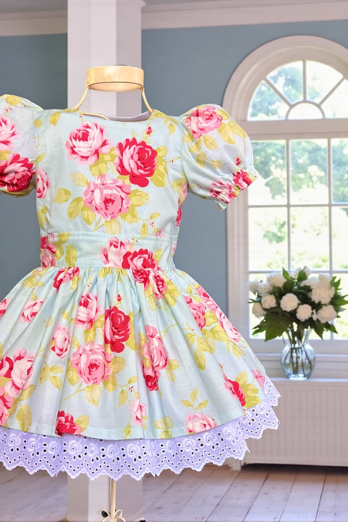 Puff Sleeve Anglaise Dress
‘Lulu Roses’ in Sky Blue
By Tanya Whelan
OOP & Rare
OOAK ~ Sz 2