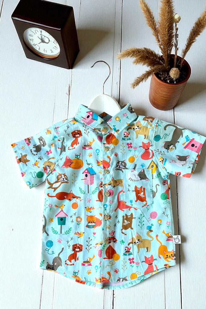 Button Shirt
‘Cat’s Meow’
By Shawn Wallace
For Riley Blake ~ Sz 8