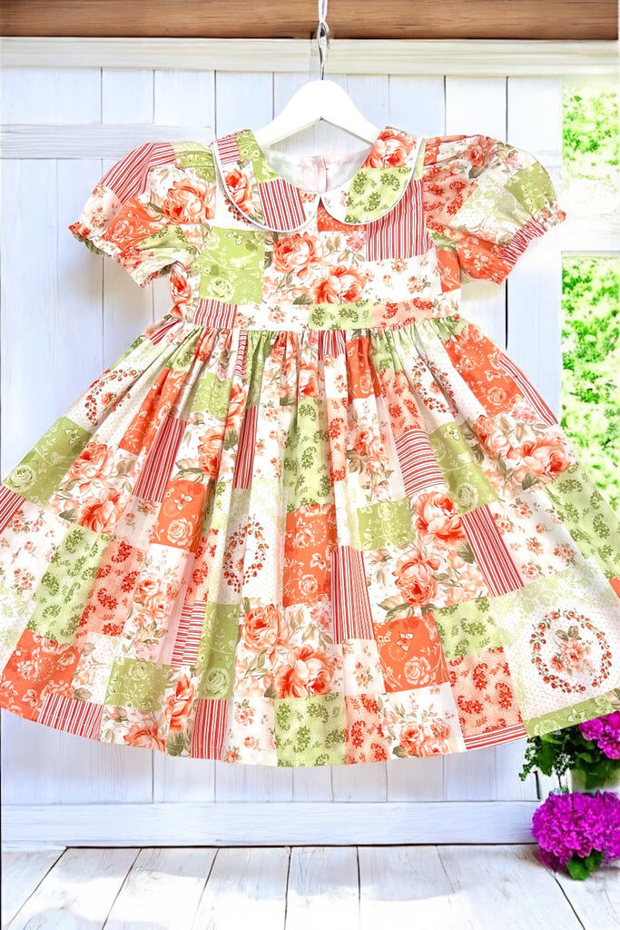 Summer Rose Bay Dress
'Ellie Ann’ in Peach
By Eleanor Burns
For Bernartex
OOP & Extremely Hard To Find Fabric
OOAK ~ Sz 8