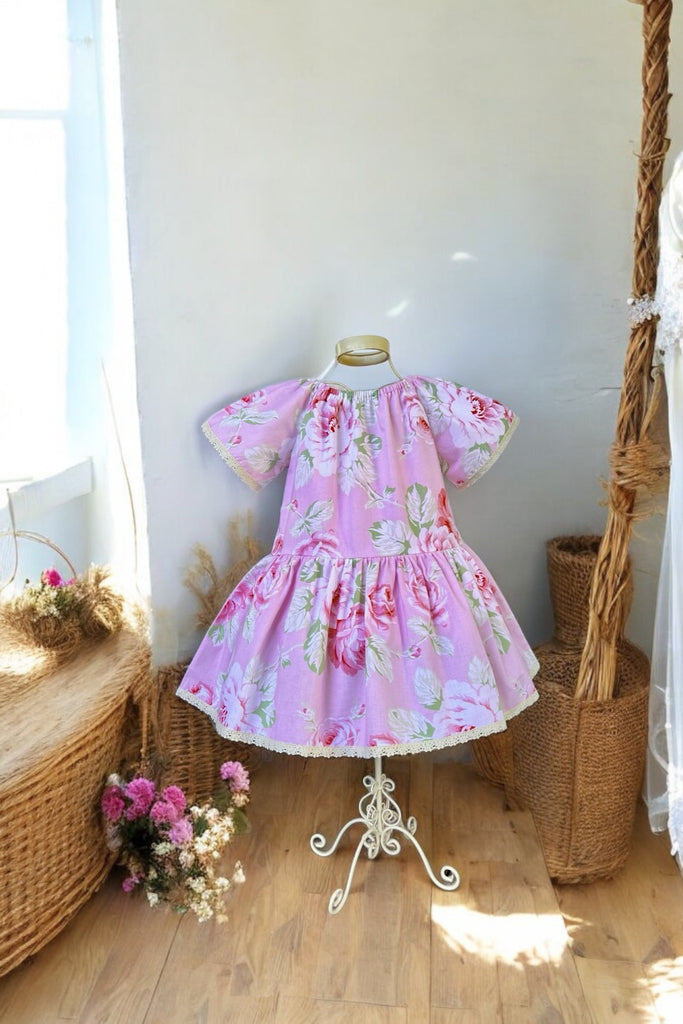 Vintage Seaside Dress ~ Sz 4 | Tanya Whelan | Sunshine Roses ~ Full Bloom Roses in Pink