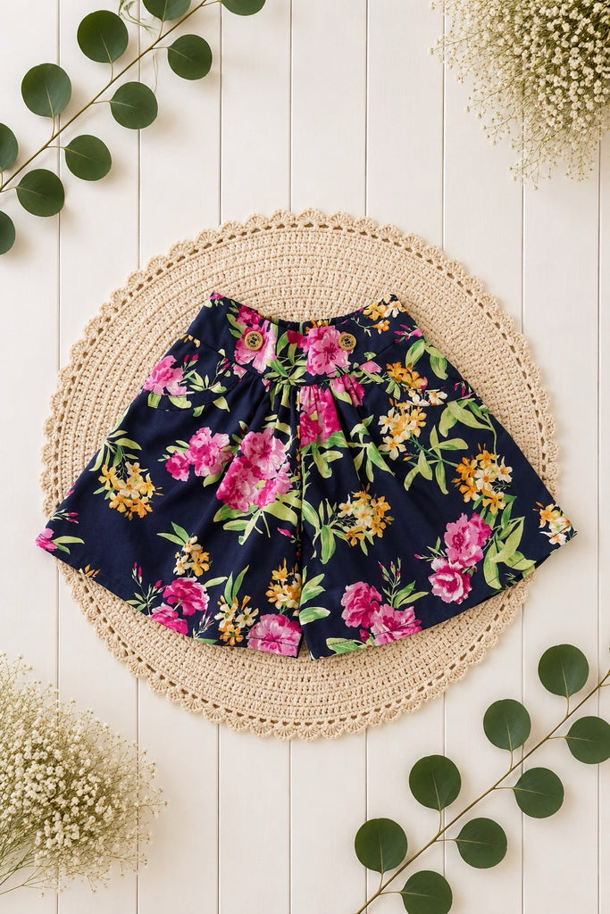 Girls Pockets Shorts
‘Winona’ in Navy | Sz 4,5,6,8,10