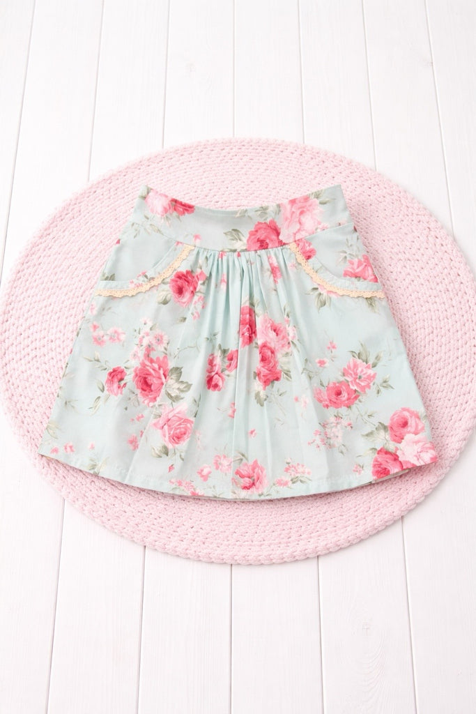 Pocket Skirt
‘Eden’s Garden’
OOAK ~ Sz 6