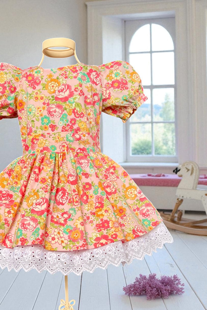 Puff Sleeve Anglaise Dress
‘Chelsea in Pink’
Beautiful Cotton Lawn by Moda
OOAK ~ Sz 2