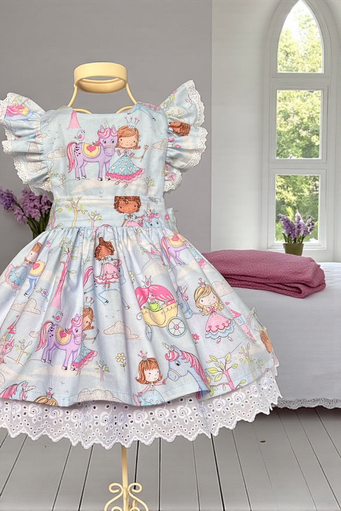 For Alisha ~ Sz 5 | Charlotte Emma Dress ‘Sparkle and Shine’ Princesses & Unicorns with Glitter For Timeless Treasures