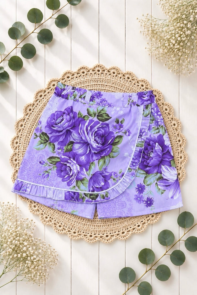 Skort
‘Violet Hollow’
OOAK ~ Sz 6