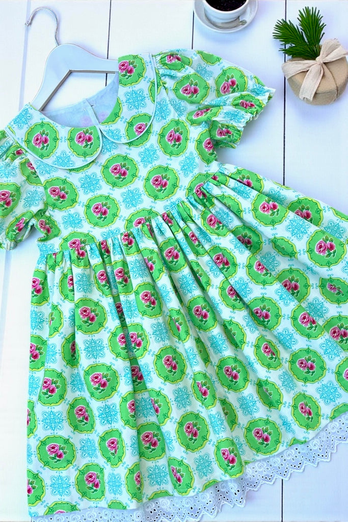 🎄Christmas 🎄
Rose Bay Anglaise Dress
‘Rosemary' in Honeydew - From the Summer House Collection by Lily Asbury
OOAK ~ Sz 10