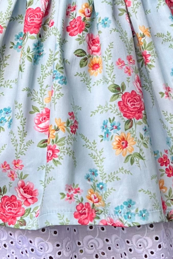 Long Sleeve Anglaise Dress
‘Savannah’
By Fabric Traditions ~ Sz 10