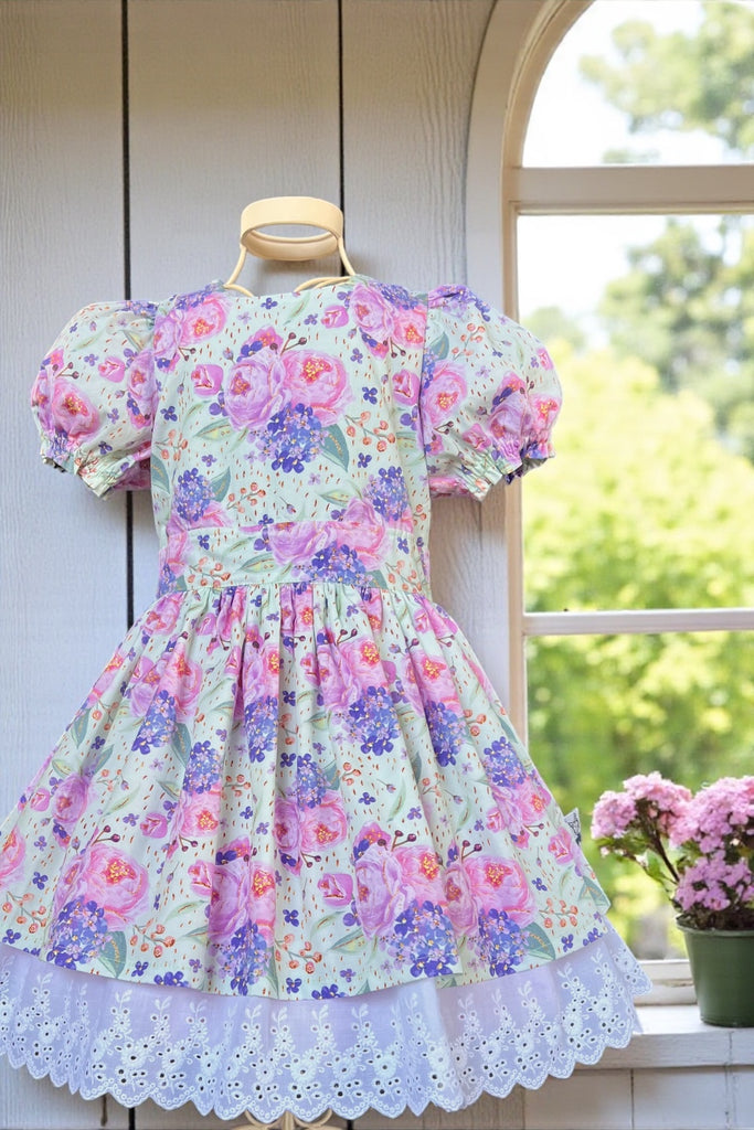 For Rynae ~ Sz 8 | Puff Sleeve Anglaise Dress ‘Windsor Garden' in Mint With Gold Accents
