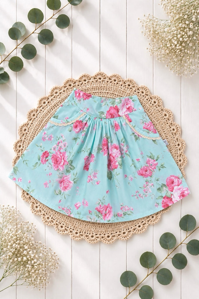 Pocket Skirt
‘Eden’s Garden’
OOAK ~ Sz 6