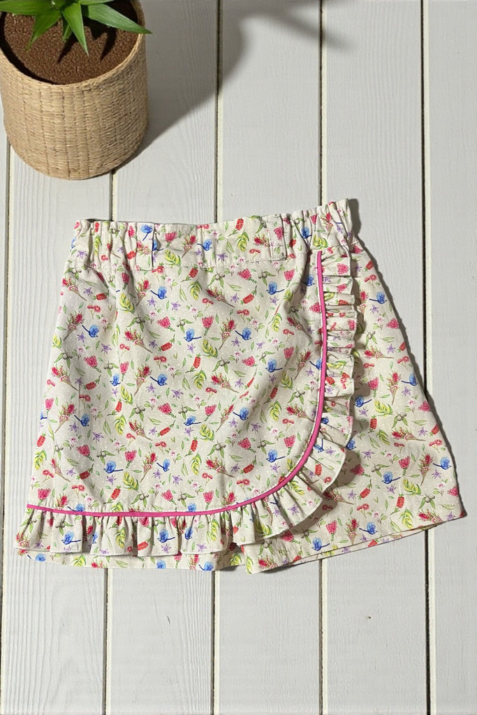 Skort | ‘Australian Native Flora’
By Deadly Nightshade Designs | OOP, Rare | Sz 4, 6, 8