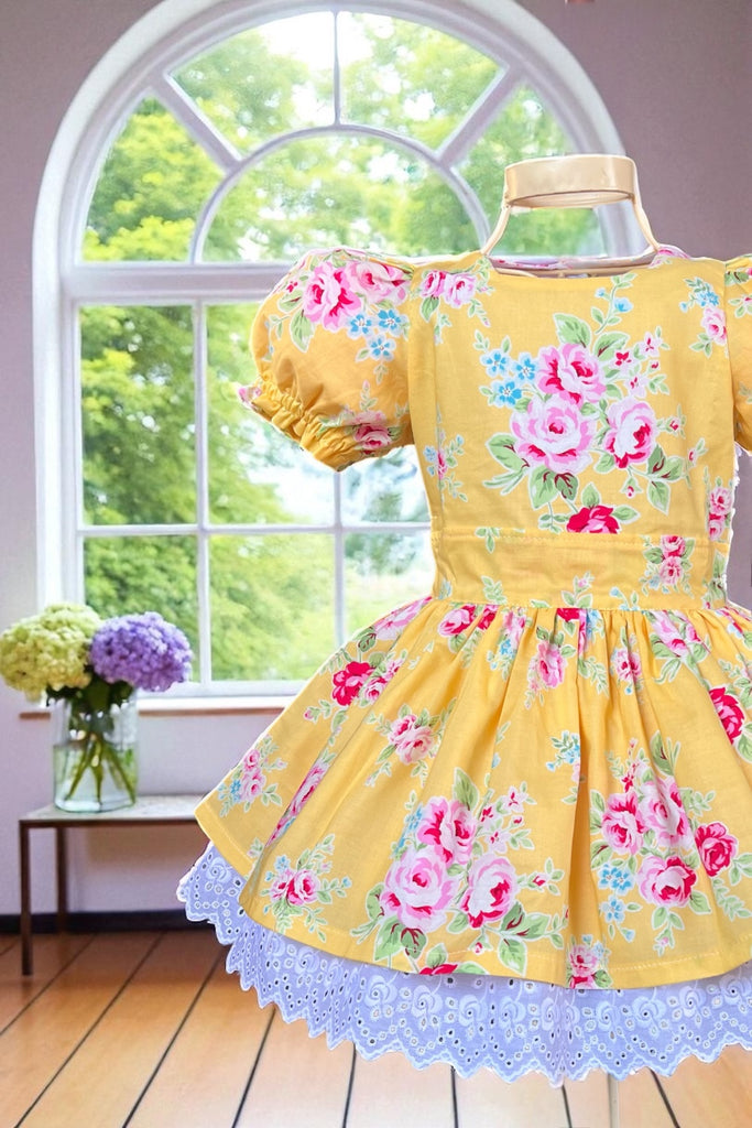 Puff Sleeve Anglaise Dress
‘Yellow Roses’
From the Flower Sugar Collection 
by Lecien (2013/14) 
OOP, Rare, Collector’s Fabric | Sz 2
