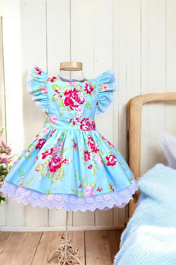 Charlotte Emma Dress
Lola Roses 
By Tanya Whelan 
OOP & Rare. 
OOAK ~ Sz 2