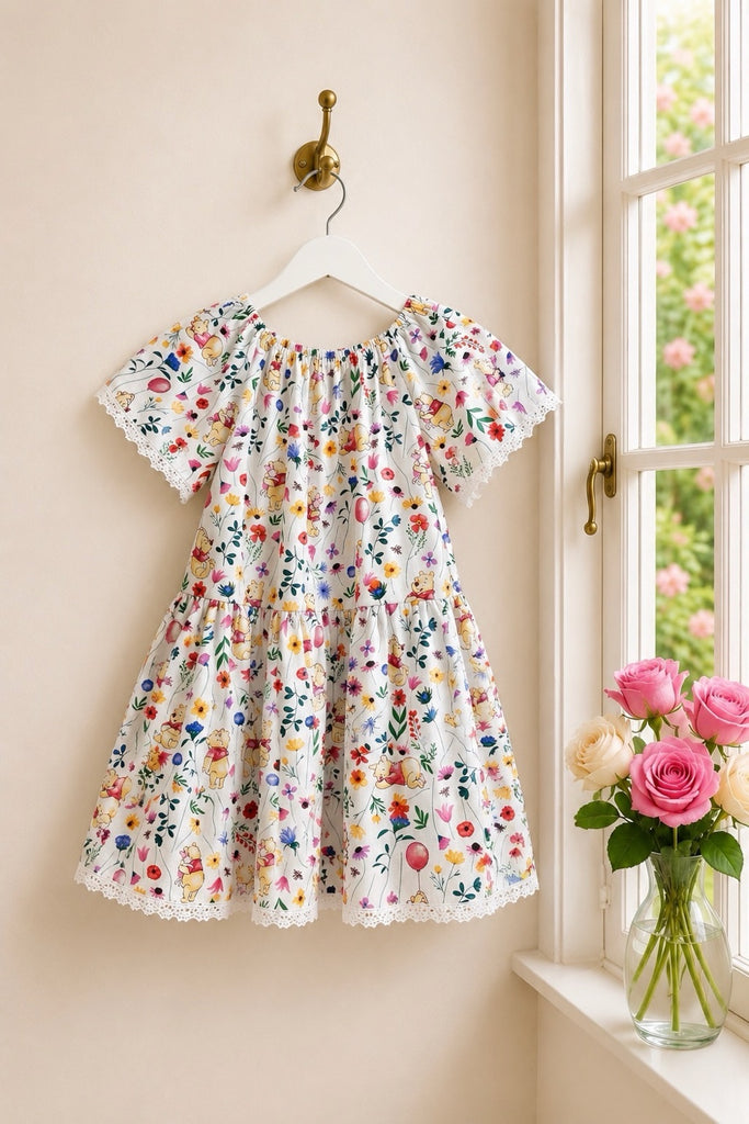 For Bess ~ Sz 10 | Vintage Seaside Dress ‘Dream Among the Flowers' Winnie the Pooh