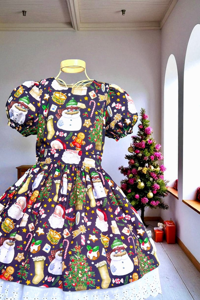🎄Christmas 🎄
Anglaise Puff Sleeve Dress | ‘Whimsical Christmas’ | Sz 6 & 10 Only