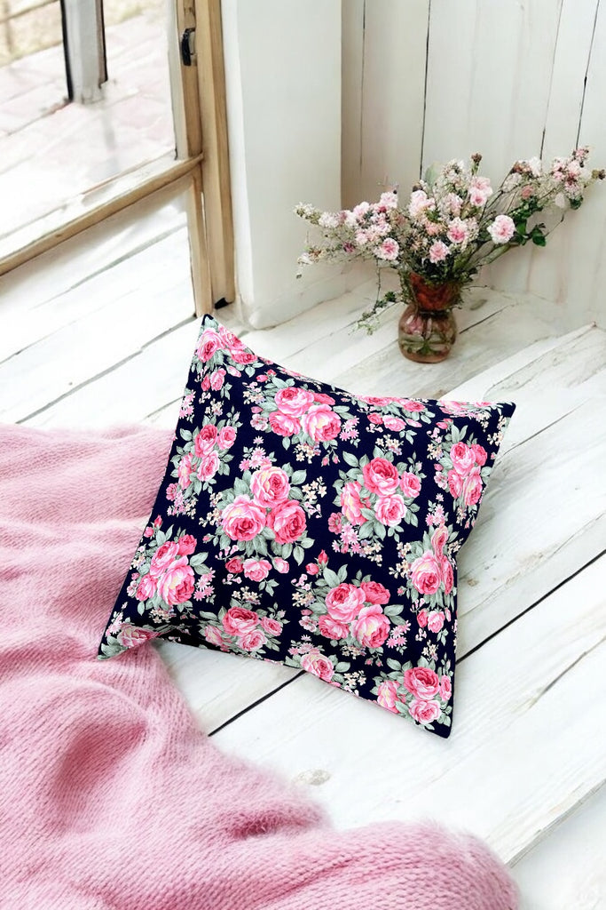 Cushion Cover
Shabby Roses on Navy