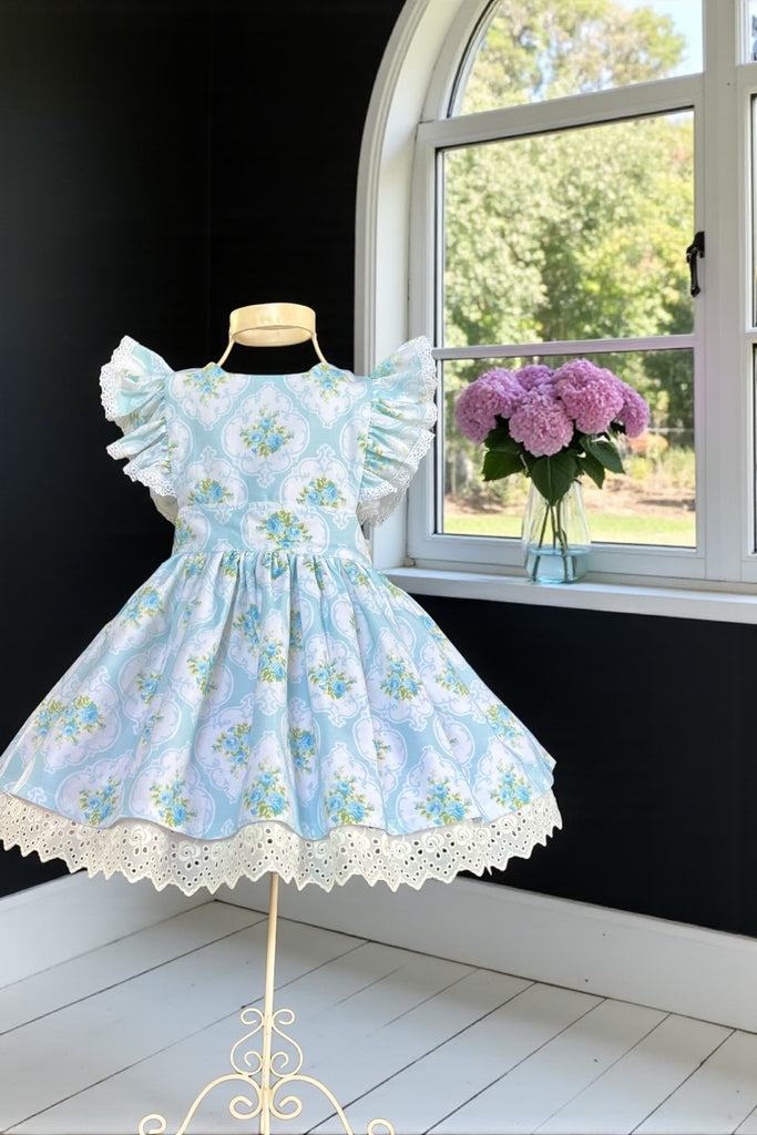 Charlotte Emma Dress
‘Cameo Roses’ in Aqua
By Spoonflower
OOAK ~ Sz 3