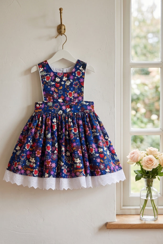For Dee Atkins | Avalon Dress
‘Mickey & Minnie Sweet Floral Blue'
Disney Collaboration With Vera Bradley | OOP ~ Collectors Item ~ Sz 3