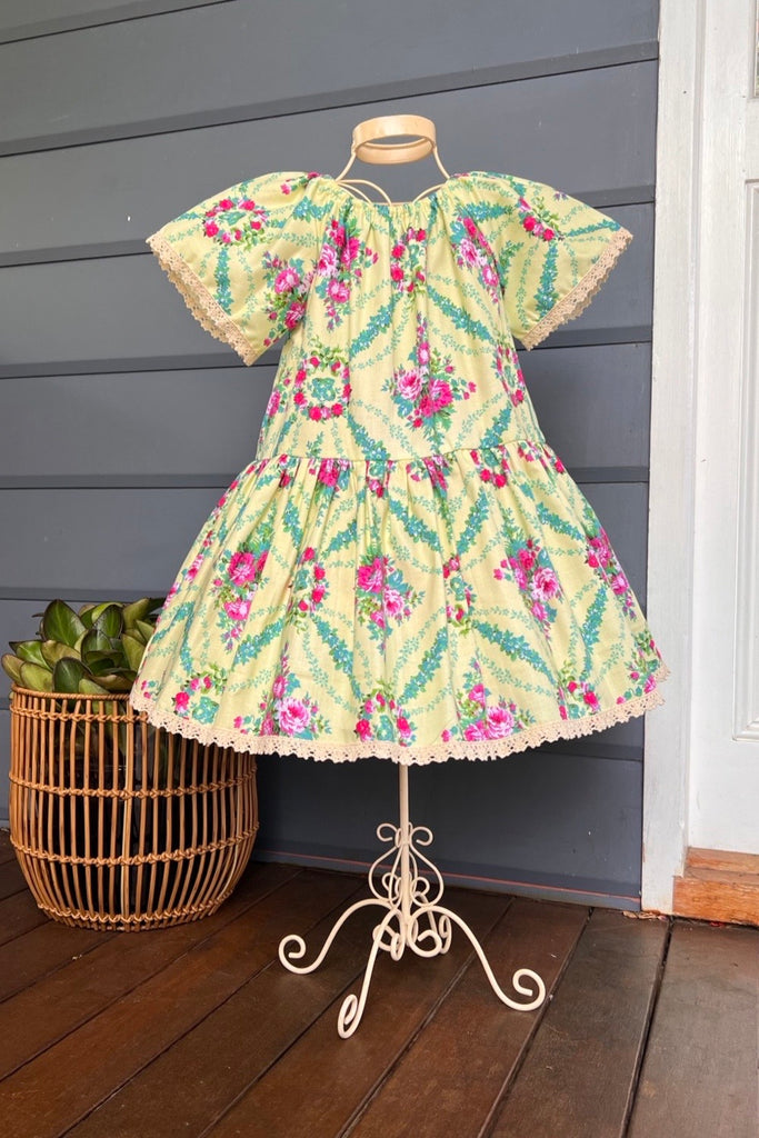 For Vanessa Maree | Vintage Seaside Dress | Made with Jennifer Paganelli Beauty Queen ‘Charlotte’ Fabric ~ Sz 4