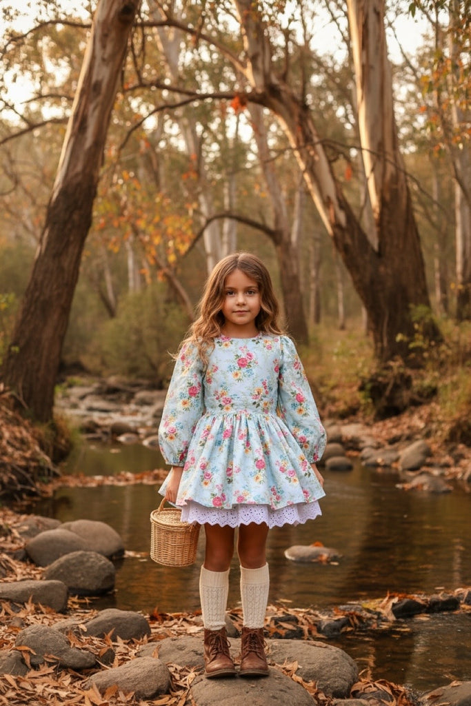 Long Sleeve Anglaise Dress
‘Savannah’
By Fabric Traditions ~ Sz 10