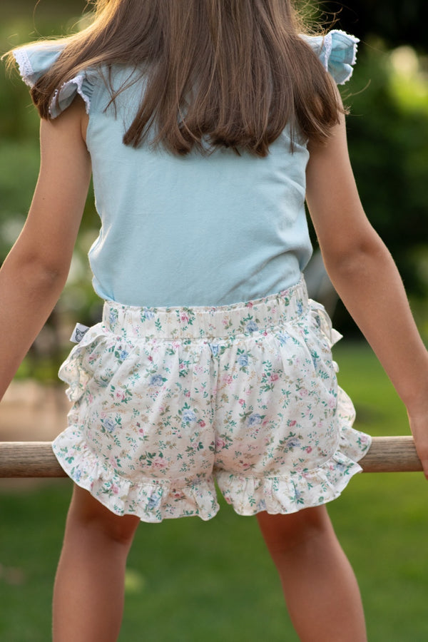 Ruffle Shorties - Nicki in Cream