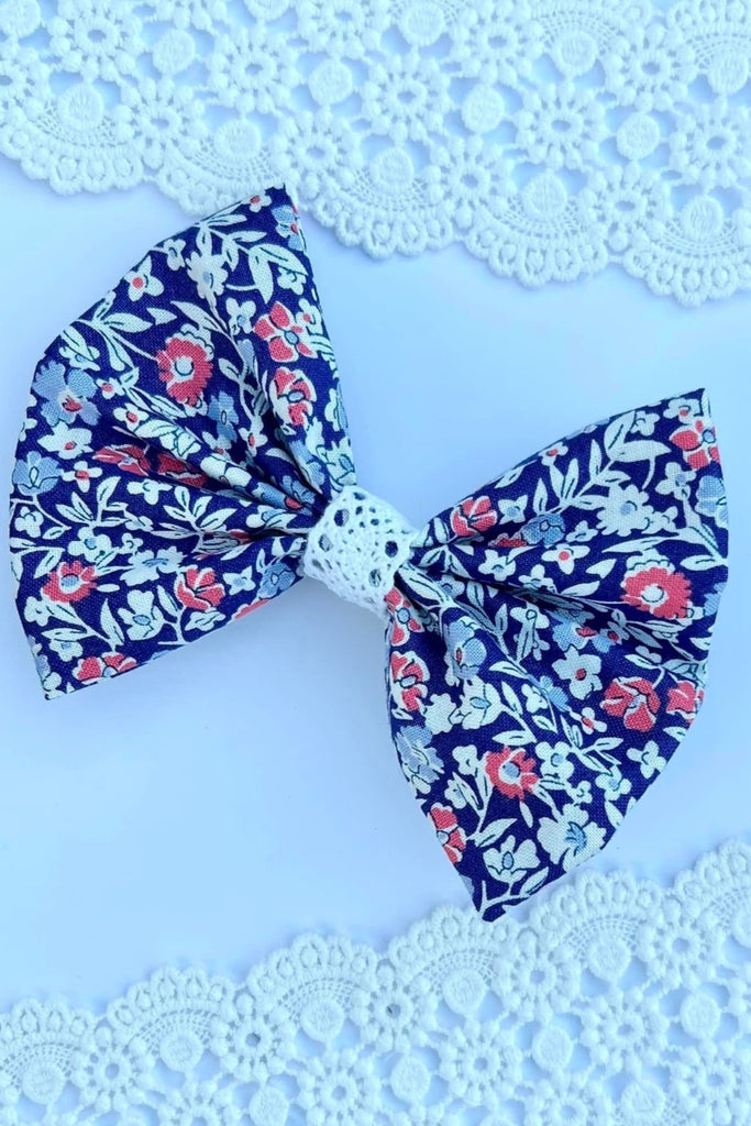Large Pinch Bow Clip w Lace Contrast | Liberty of London Lasenby Fabric