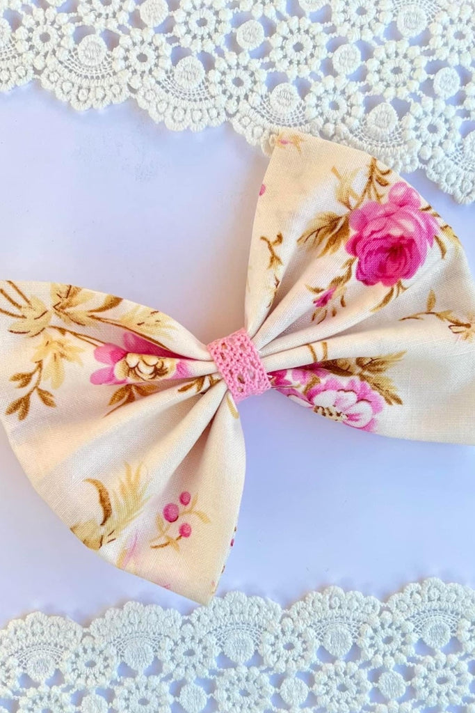 For Keely Imogen | Large Pinch Bow Clip w Lace Contrast | Vintage Designer Fabric