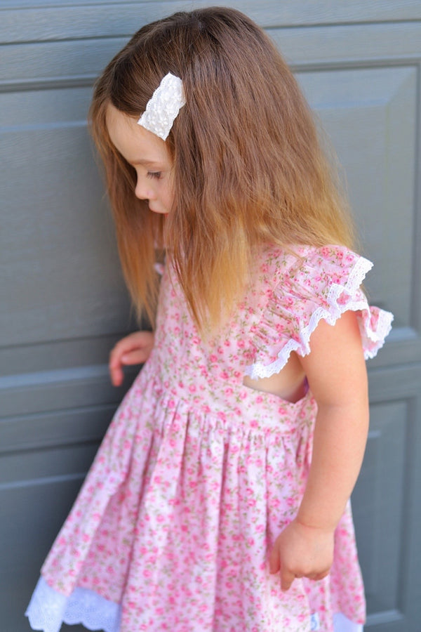 Clip | Phoebe in White